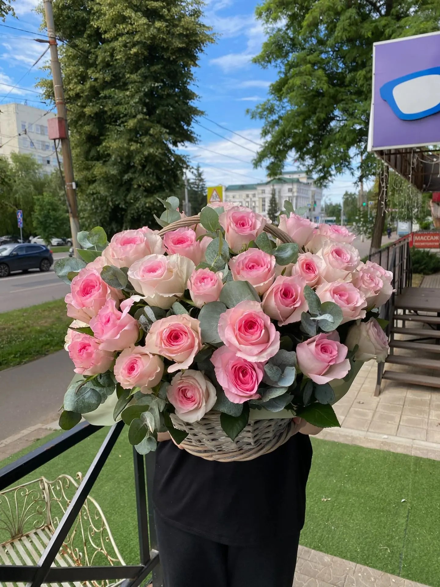 Корзина роз