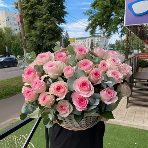 Корзина роз